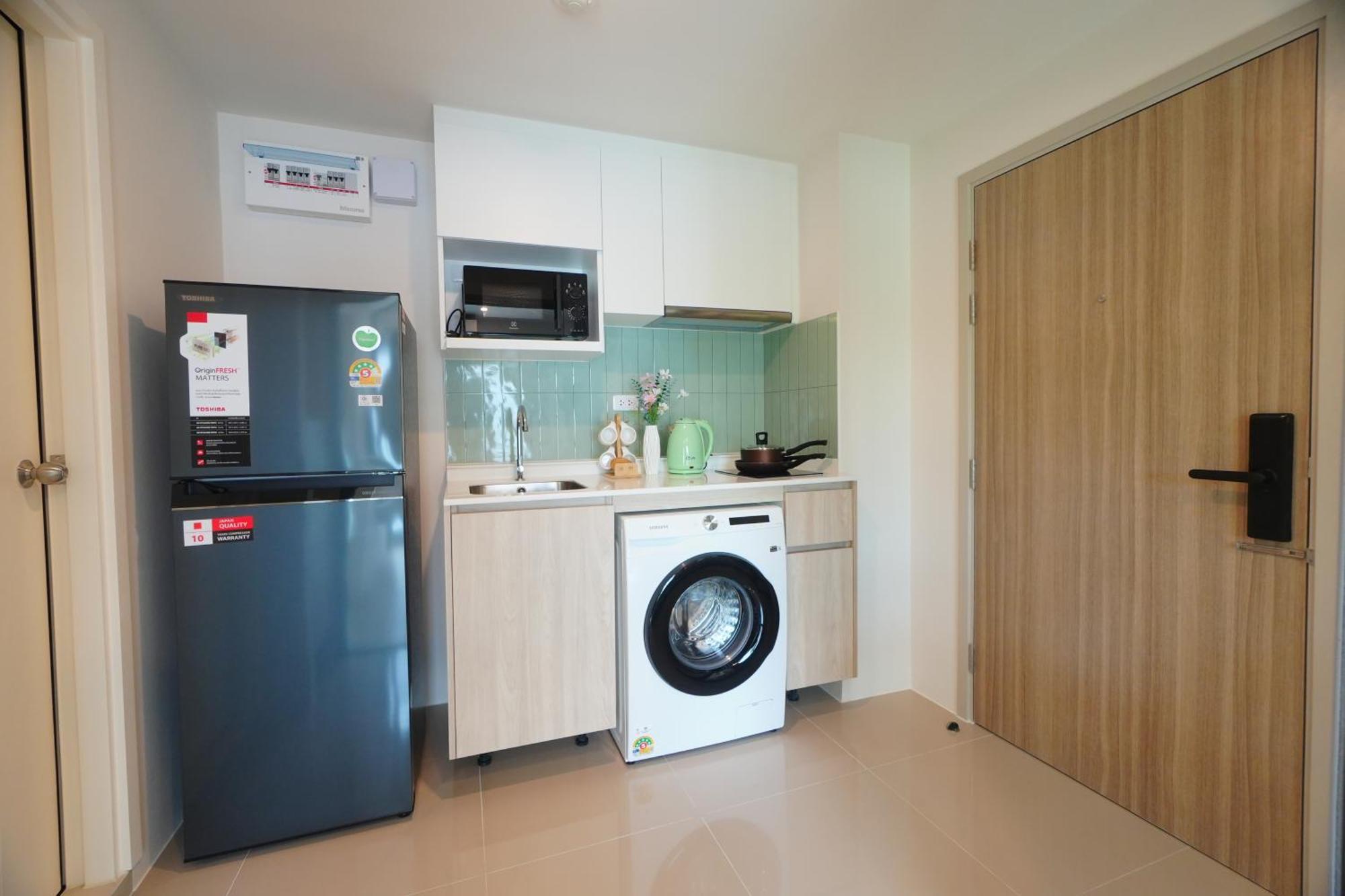 Phyll Phuket, Luxury Condominium 45 Ban Rangeng Exterior foto